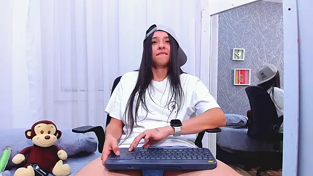 ViictoriiaSaenz webcam