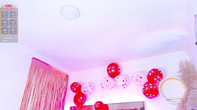 Aurora_Brownn webcam