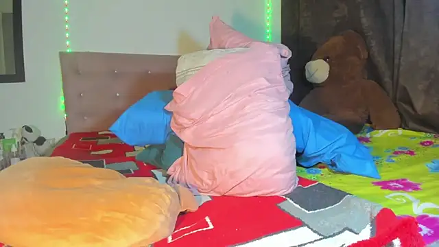 exotis_tiahara777 webcam