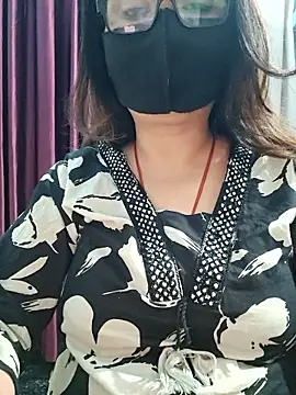 Aishwaryaa_69 webcam