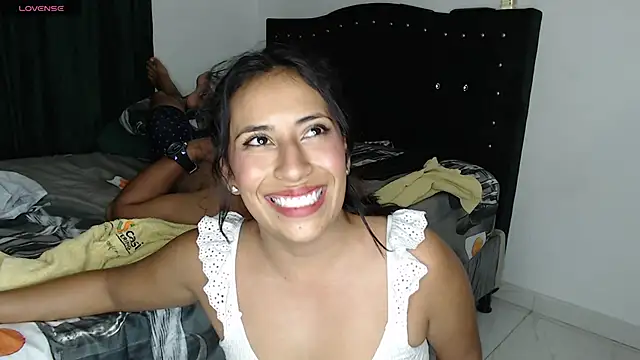 ronny-and-ely- webcam