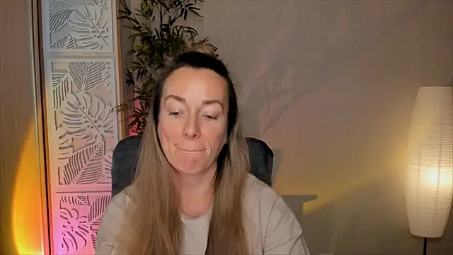 RebeccaMartinez webcam