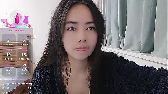 Lucy-xixi webcam