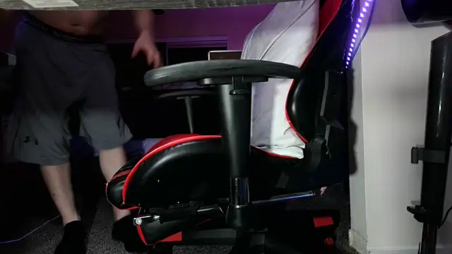 Dick_and_muscles webcam