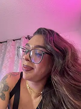 Samantha_Bernardo webcam