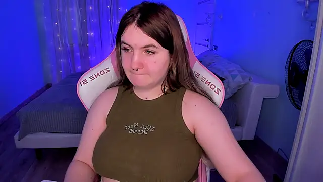 lovelyy_julia webcam