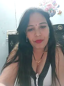 Poojabhabi101 webcam