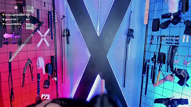 MissScarlet_Ela_bdsm