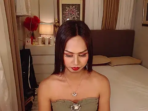 Nathalieheartt webcam