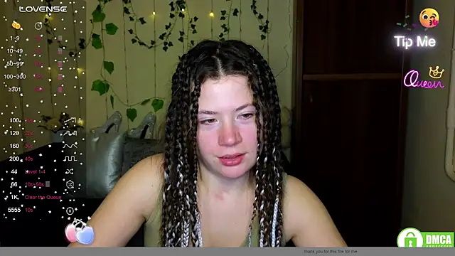 Alicia_redfollow webcam