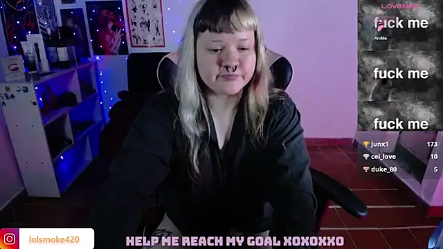 Bdsm_and_fries webcam