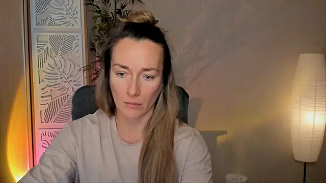 RebeccaMartinez webcam