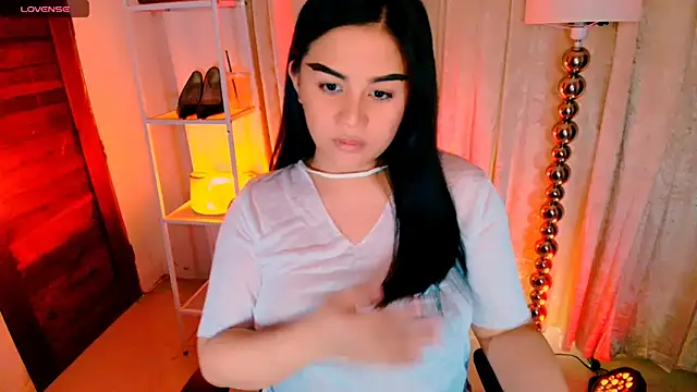 DIVORCED_MS_VALERIA webcam