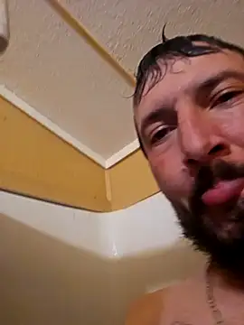 UncutHammer69 webcam