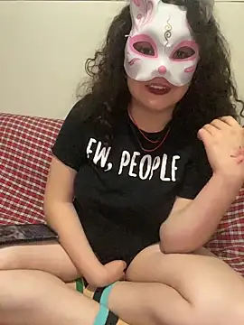 Lucy_YupiSweet webcam