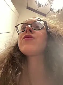 MartiniiSelenna webcam