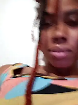 Webcam Model (HONEYSWEETS_LIVE)  is live.Free join now!