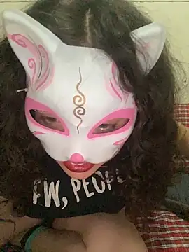 Lucy_YupiSweet webcam