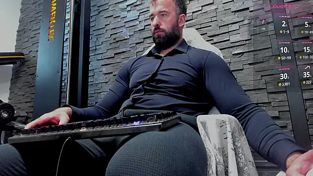 david_big_daddy - David_Big_Daddy's free webcam - UK Sex Cams