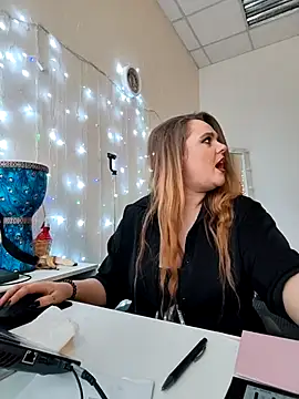 Juicy_PeachLux webcam