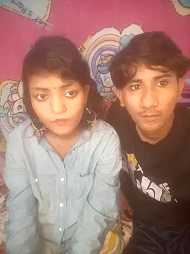 Freakingromance webcam