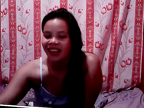 sexylyka30 - Sexylyka30's free webcam - UK Sex Cams