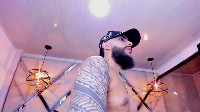 SantiagoHincapiie webcam