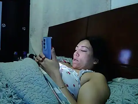 Laura_martin_ webcam