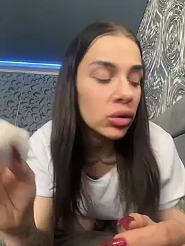 Queen_of_pain webcam