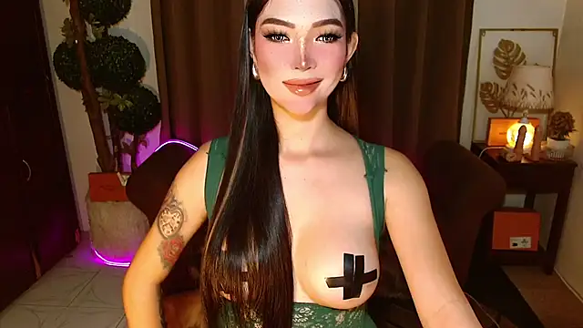 MouthWatering_Ayesha webcam