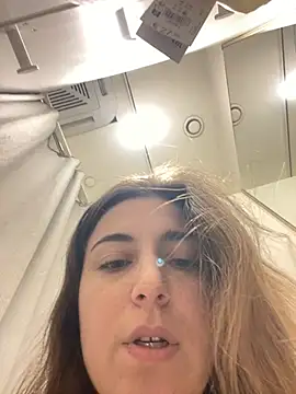 kate_nicepops999114 webcam