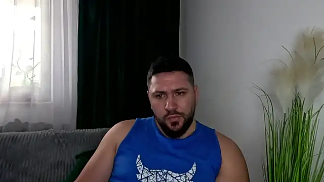 Gold_Alpha_Boy webcam