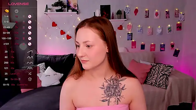 velvet_cherry_ webcam