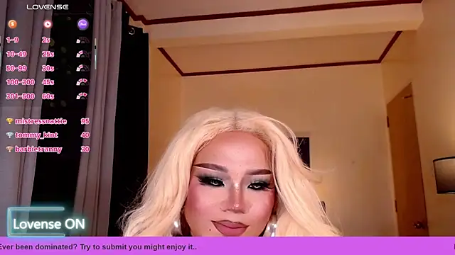 Damsel__in__mistress webcam