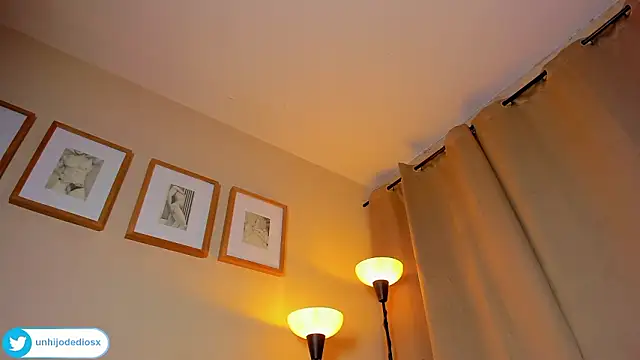 Ackerman_Eren_ webcam