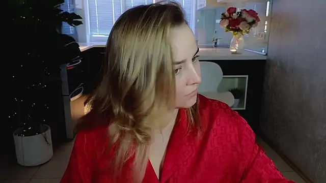 mira_mermayd - Mira_Mermayd's free webcam - UK Sex Cams