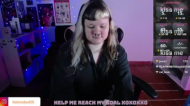 Bdsm_and_fries webcam