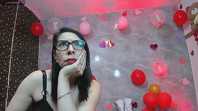 adellelennoxx webcam