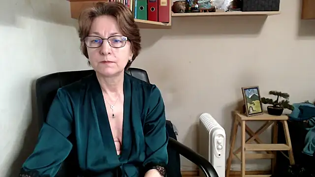 katemodel — naked dancing