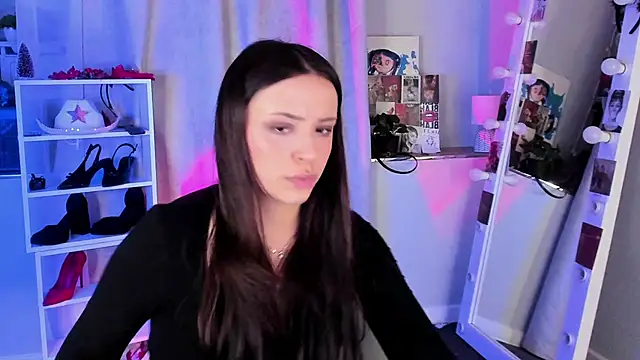 Sahara_Shields webcam