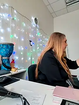 Juicy_PeachLux webcam