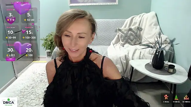 HornyMilf_777 webcam