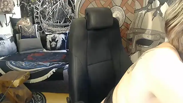 tittenmichelle - TittenMichelle's free webcam - UK Sex Cams