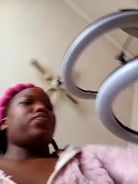 Divine_Beautyxx webcam