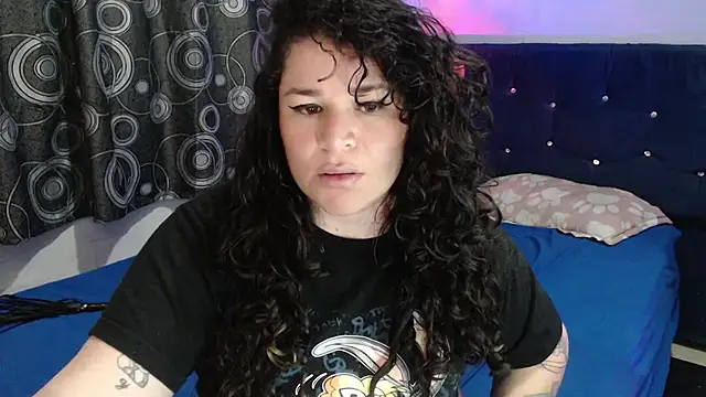 ANGELIQUE_KLANE webcam