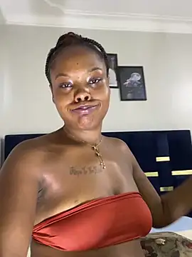 Webcam Model (Dellah27)  is live.Free join now!