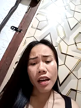 Webcam Model (Nika_hot10)  is live.Free join now!