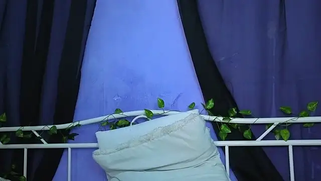 Scarlettsrorm webcam