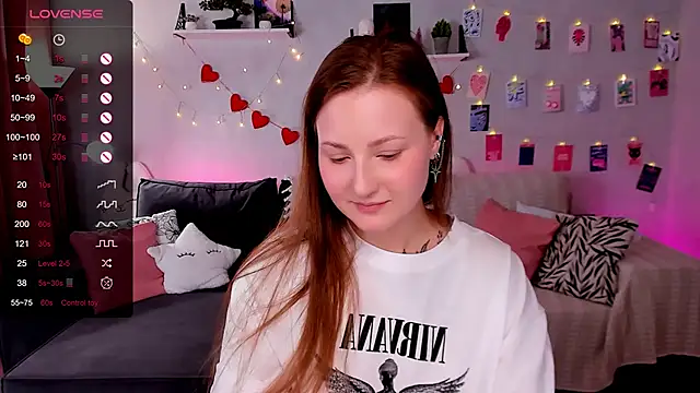 velvet_cherry_ webcam