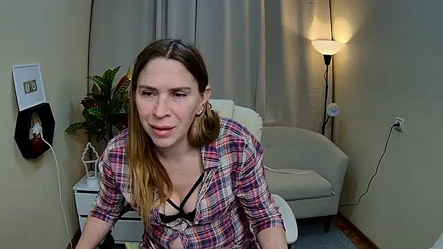 TessaDaybreak webcam